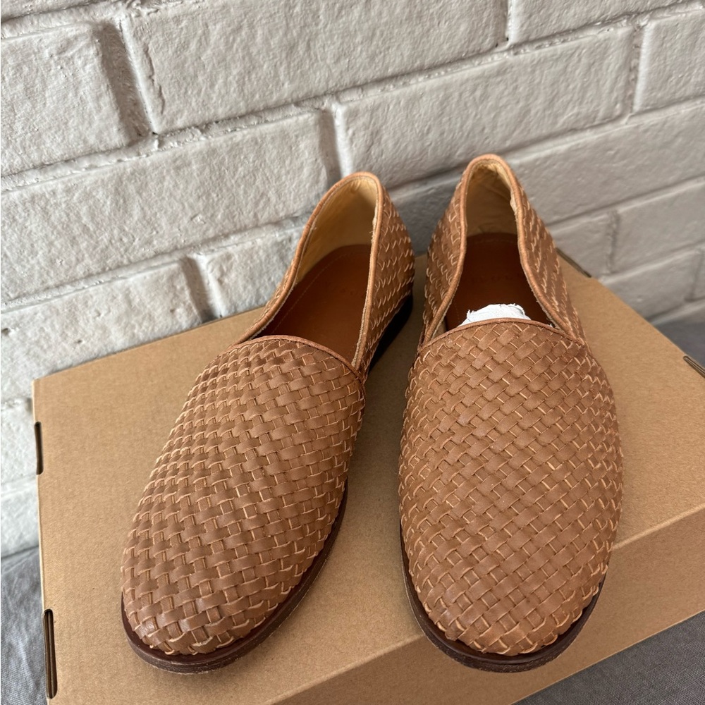 Nisolo - Women’s Woven Tan Loafers